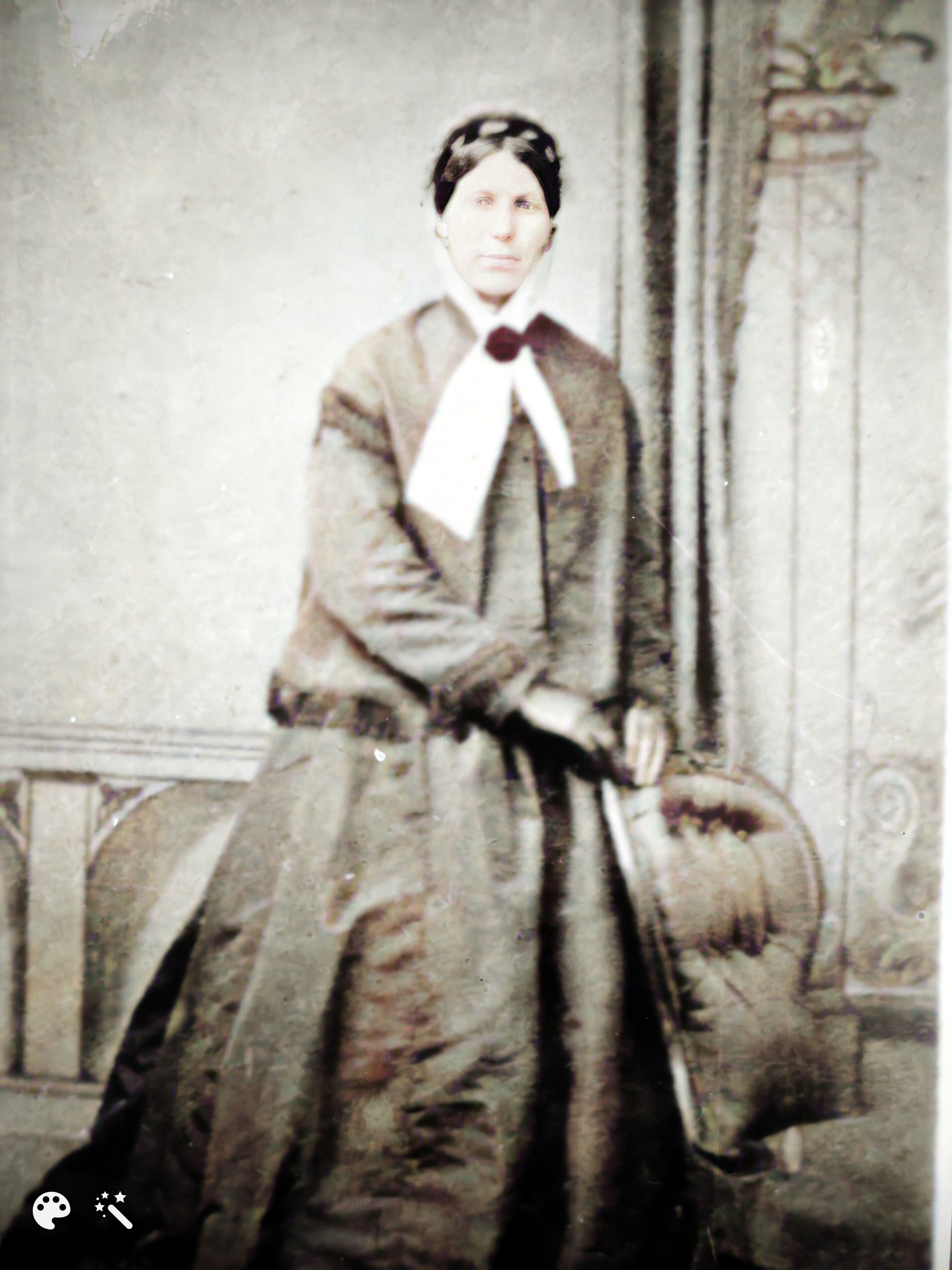 Photo of photos/Mary Rose nee McLennan 1838-1892 colourised portrait